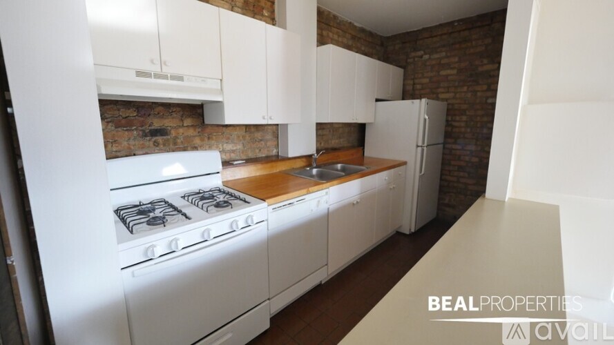 558 W Wellington Ave 1 Apartment for Rent - Photo gallery 3