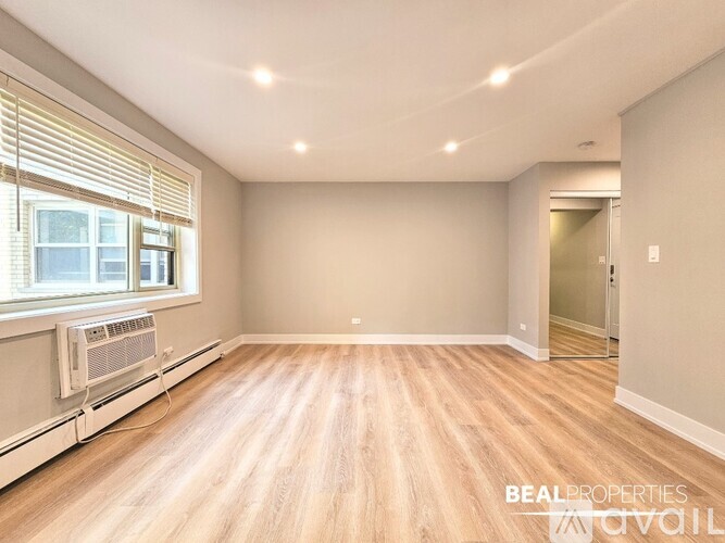 452 W Oakdale Ave Studio Apartment for Rent - Photo gallery 1