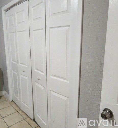 506 East 10Th Street 2 Beds Apartment for Rent