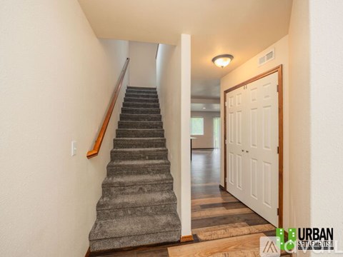 5517 E 14Th Ave 4 Beds Apartment for Rent