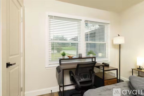 2219 Greenway St 4 Beds Apartment for Rent
