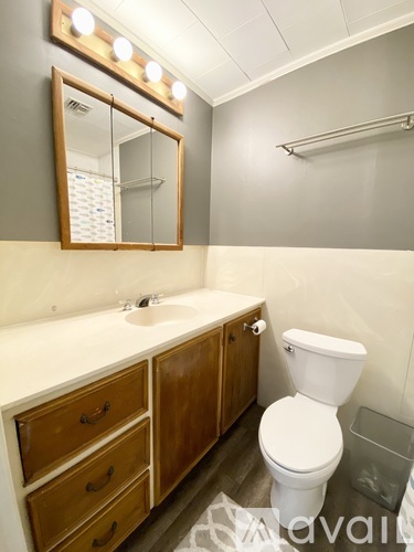 1115 S Washington St 3 Beds Single Family Home for Rent - Photo gallery 5