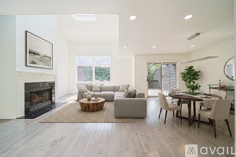 356 French Ct 2 Beds Townhouse for Rent - Photo gallery 1
