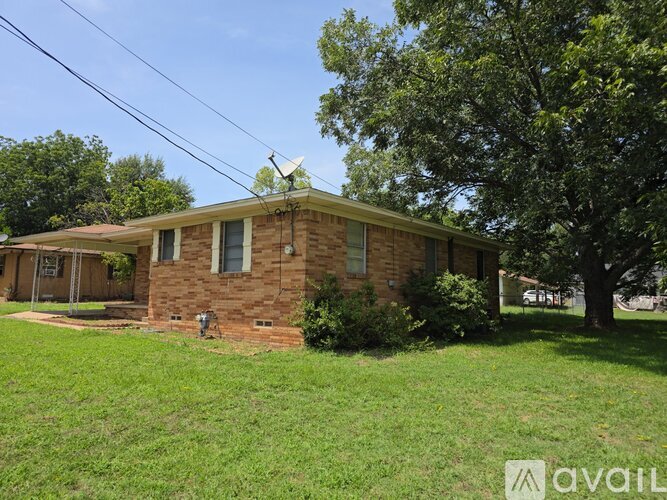 507 W Mitcham St 3 Beds Single Family Home for Rent - Photo gallery 2