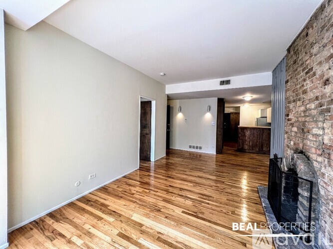 602 W Surf St 2 Beds Condo for Rent - Photo gallery 5