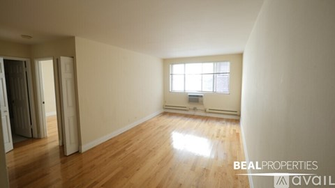 660 W Wrightwood Ave 1 Apartment for Rent