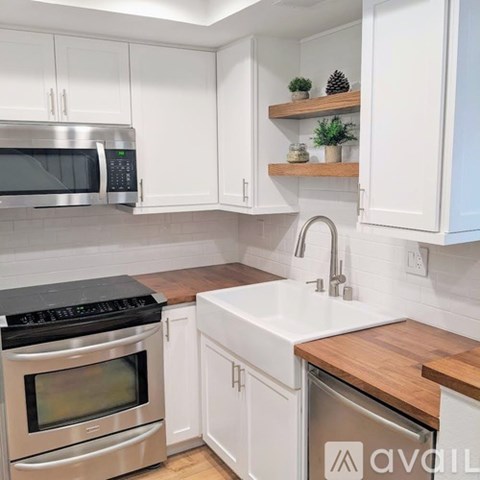 14 Via Carino 2 Beds Apartment for Rent