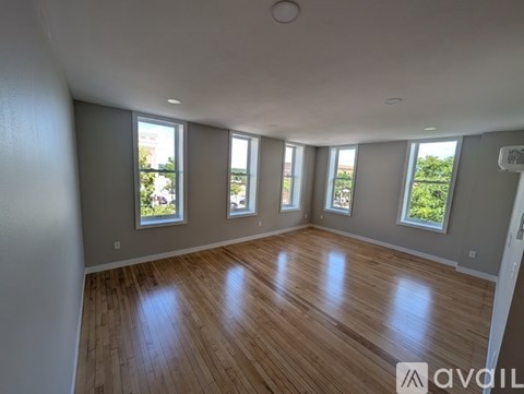 1 North Minnesota Street 2 Beds Apartment for Rent