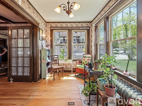 1066 Pleasant St 2 Beds Apartment for Rent