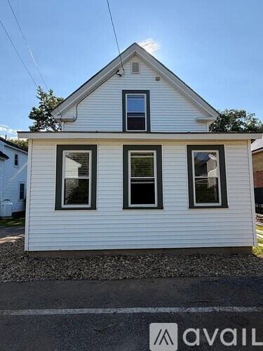 10 Green Ct 2 Beds Apartment for Rent