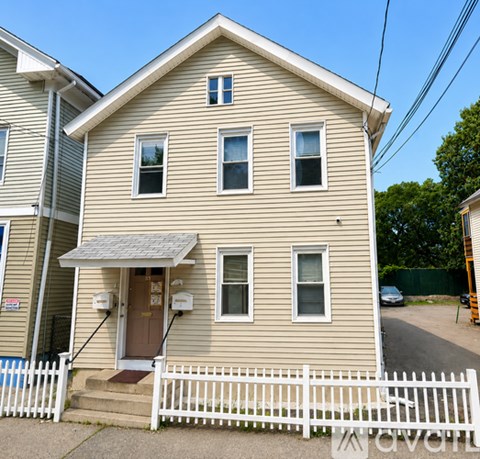 33 W Friendship St 2 Beds Apartment for Rent