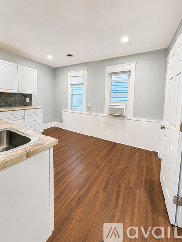 33 W Friendship St 2 Beds Apartment for Rent - Photo gallery 4