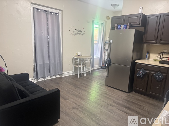 106 North Eighth Street 1 Apartment for Rent - Photo gallery 5