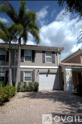 5657 Cove Cir 3 Beds Apartment for Rent