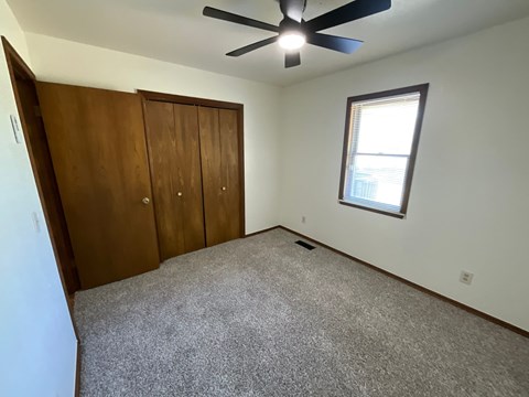 2750 North Midwest Boulevard 5 Beds Apartment for Rent