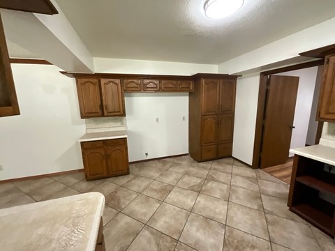 2750 North Midwest Boulevard 5 Beds Apartment for Rent