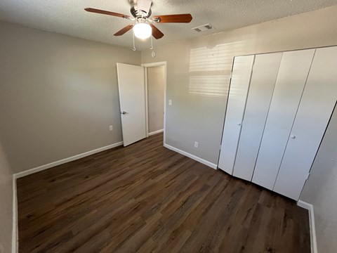 14206 Osage Drive 3 Beds Apartment for Rent