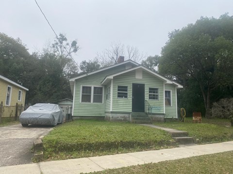 917 Nellie Street 3 Beds Apartment for Rent