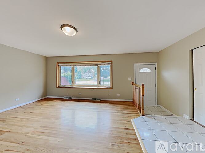 325 W Park Ave 3 Beds Single Family Home for Rent - Photo gallery 2
