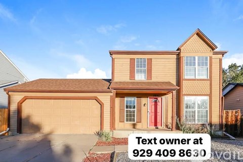 2822 S Genoa Street 4 Beds Apartment for Rent