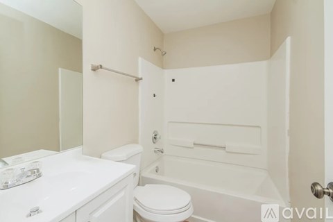 388 Richmond Dr 3 Beds Apartment for Rent