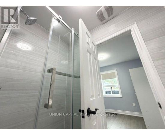 4 - 1342 WESTON ROAD 1 House for Rent - Photo gallery 4