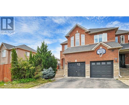 UPPER - 3285 APRICOT STREET 3 Beds House for Rent - Photo gallery 2