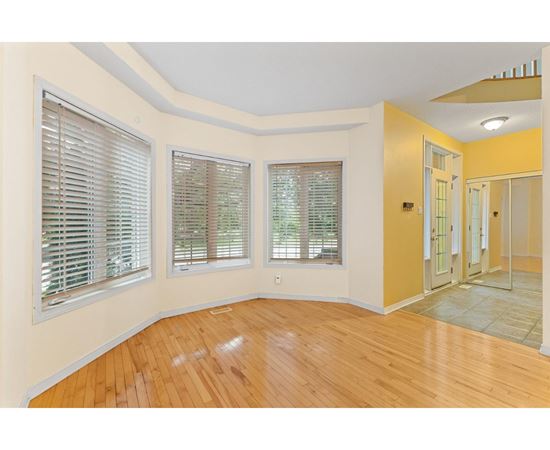 40 Rue Jean-De La Fontaine 5 Beds House for Rent - Photo gallery 4