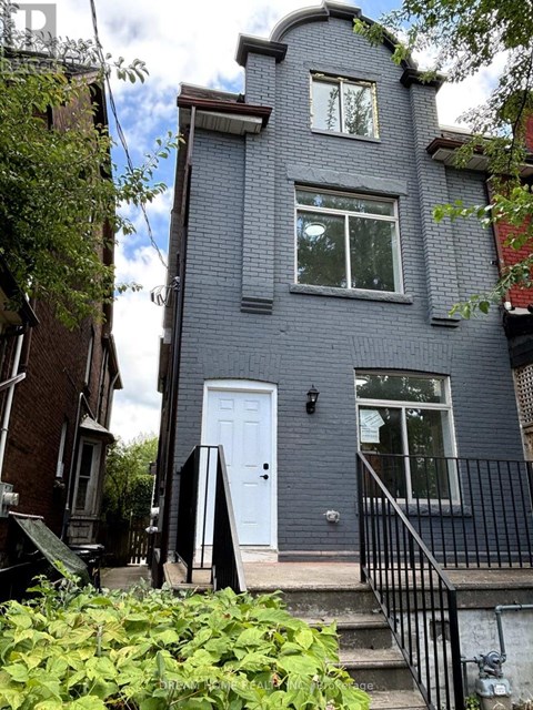 B03 - 643 BATHURST STREET 1 Apartment for Rent