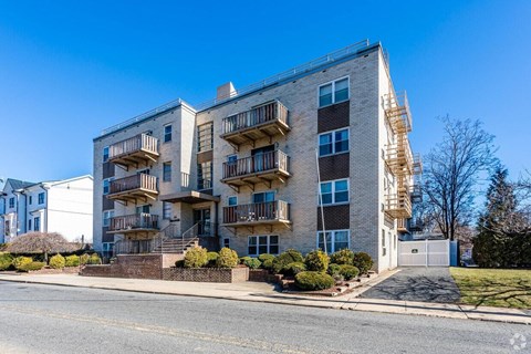 JT-KIT RIDGEFIELD PARK 283 Main Street 1 Apartment for Rent