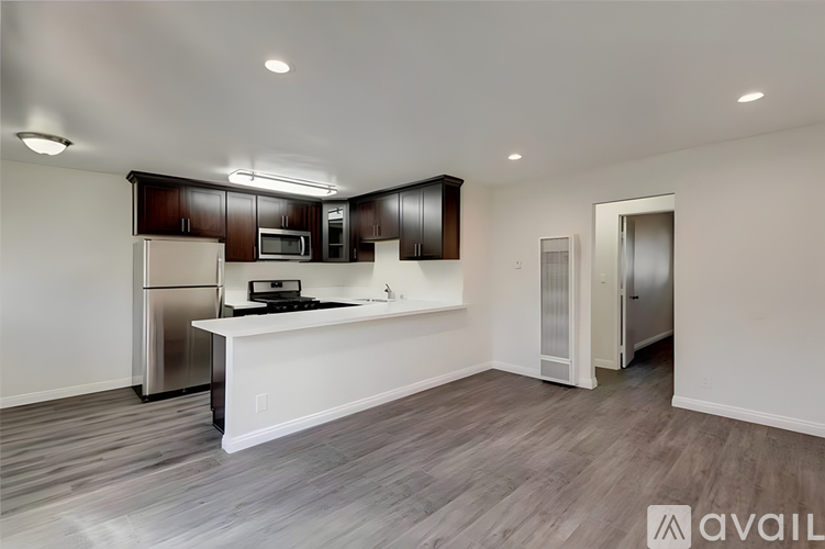 278 E Washington Blvd 2 Beds Apartment for Rent - Photo gallery 1