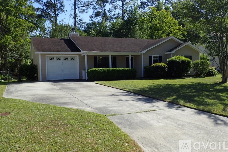 911 Pine Cone Cir 3 Beds Single Family Home for Rent - Photo gallery 1
