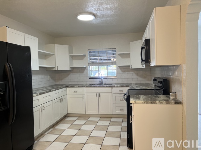 506 N Matanzas Ave House 3 Beds Single Family Home for Rent - Photo gallery 2