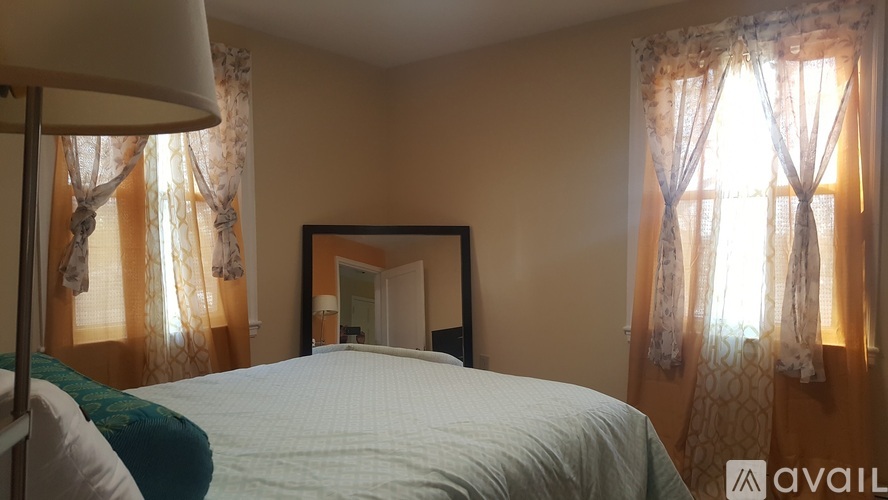 51 Grew Hill Road 3 Beds Single Family Home for Rent - Photo gallery 3