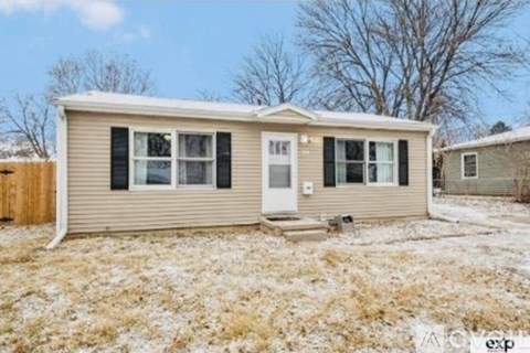 7418 South 69Th Street 2 Beds Apartment for Rent
