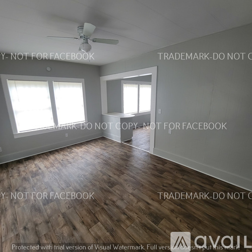 131 Eisenhower St 2 Beds Single Family Home for Rent - Photo gallery 4