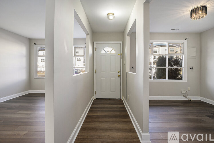 2280 Suzann Drive 3 Beds Townhouse for Rent - Photo gallery 4