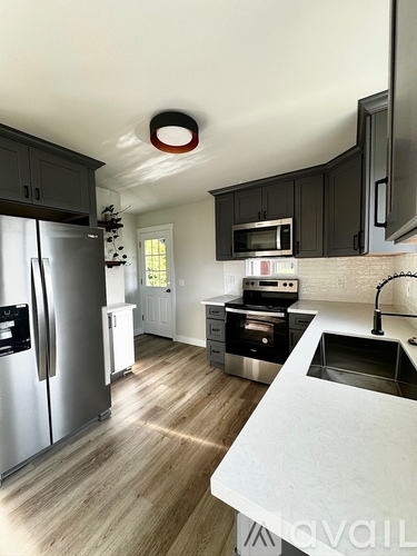 9746 Phinney Ave N 3 Beds Condo for Rent - Photo gallery 5