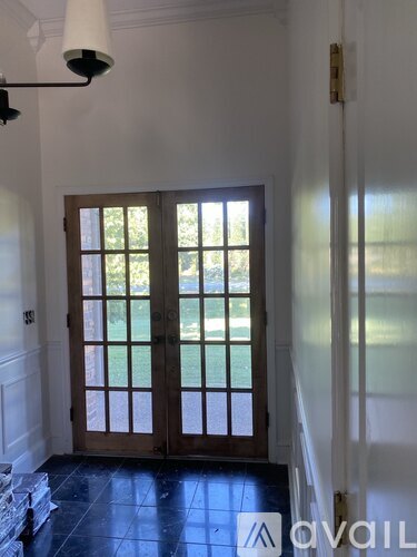 6328 Laurelwood Dr 4 Beds Single Family Home for Rent - Photo gallery 3