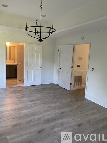 6328 Laurelwood Dr 4 Beds Single Family Home for Rent - Photo gallery 5