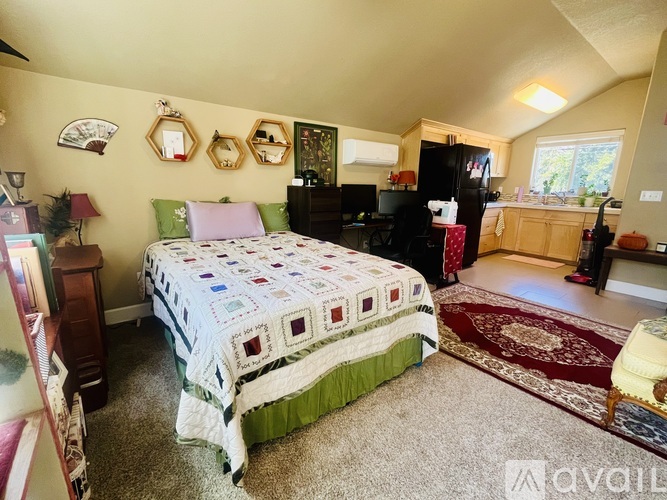 6145 SE Woodstock Blvd Studio Apartment for Rent - Photo gallery 5
