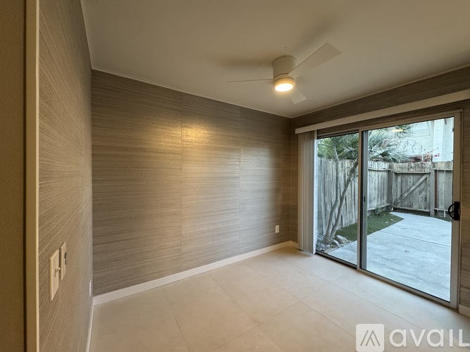 1854 North Mira Loma Way 2 Beds Townhouse for Rent - Photo gallery 5