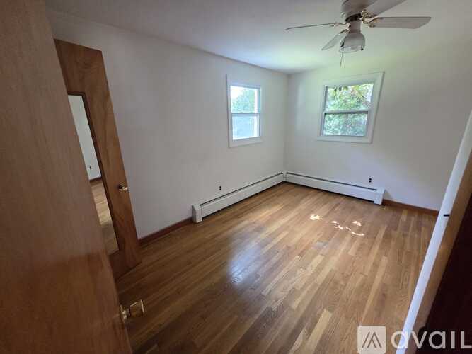22 Strafford Rd 3 Beds Single Family Home for Rent - Photo gallery 5