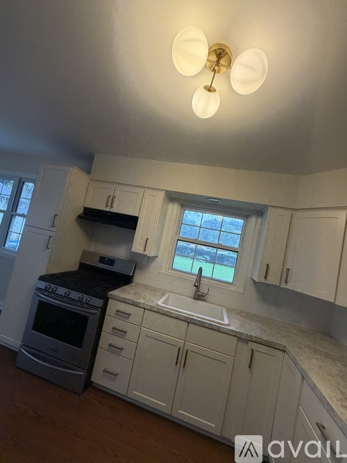 16250 W Arlington Dr 3 Beds Single Family Home for Rent - Photo gallery 4