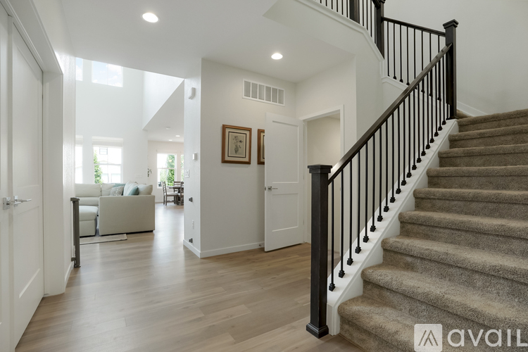 11300 Star Streak Lane 5 Beds Single Family Home for Rent - Photo gallery 3