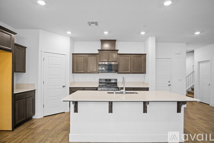 00-2455 Explorador Dr 4 Beds Single Family Home for Rent - Photo gallery 3