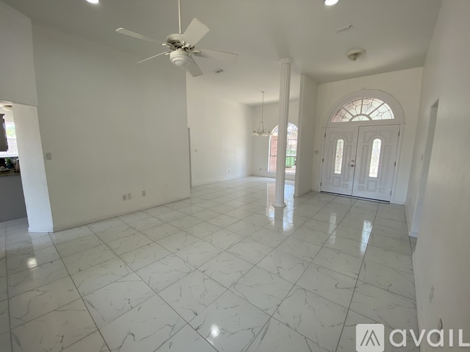 2011 Summer Breeze Road 3 Beds Single Family Home for Rent - Photo gallery 3