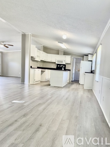 210 White Pine Drive 3 Beds Single Family Home for Rent - Photo gallery 3