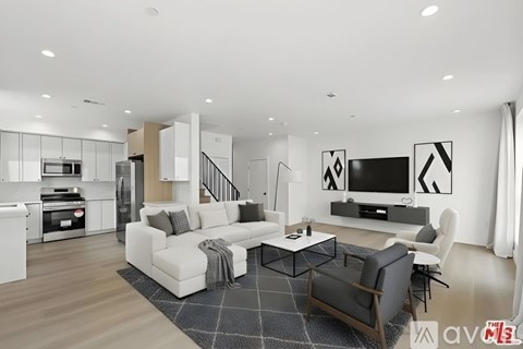 10746 Hortense St 3 Beds Apartment for Rent
