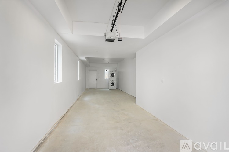 10746 Hortense St 3 Beds Apartment for Rent - Photo gallery 4
